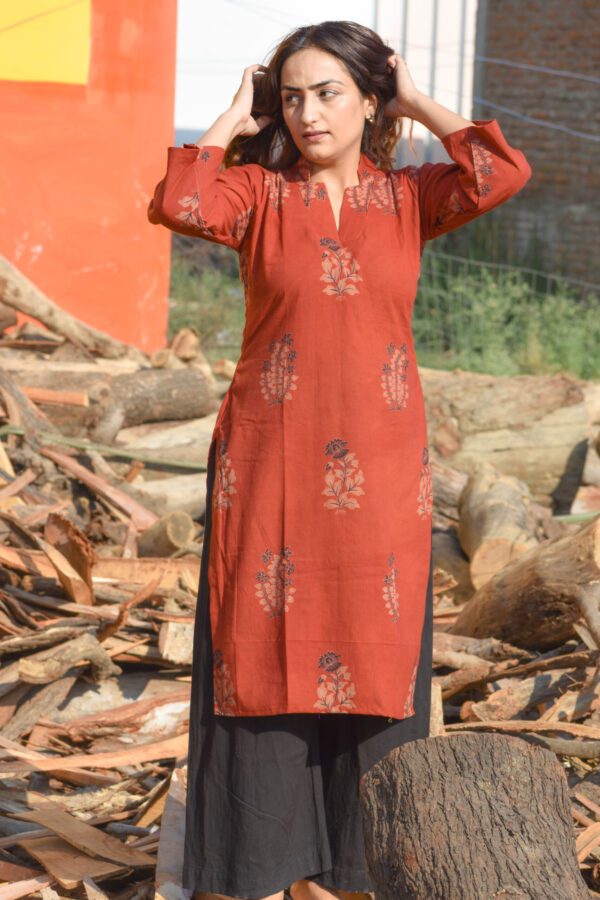 Shrishti Kurta