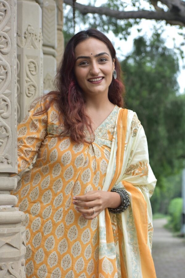 Navya - Image 4